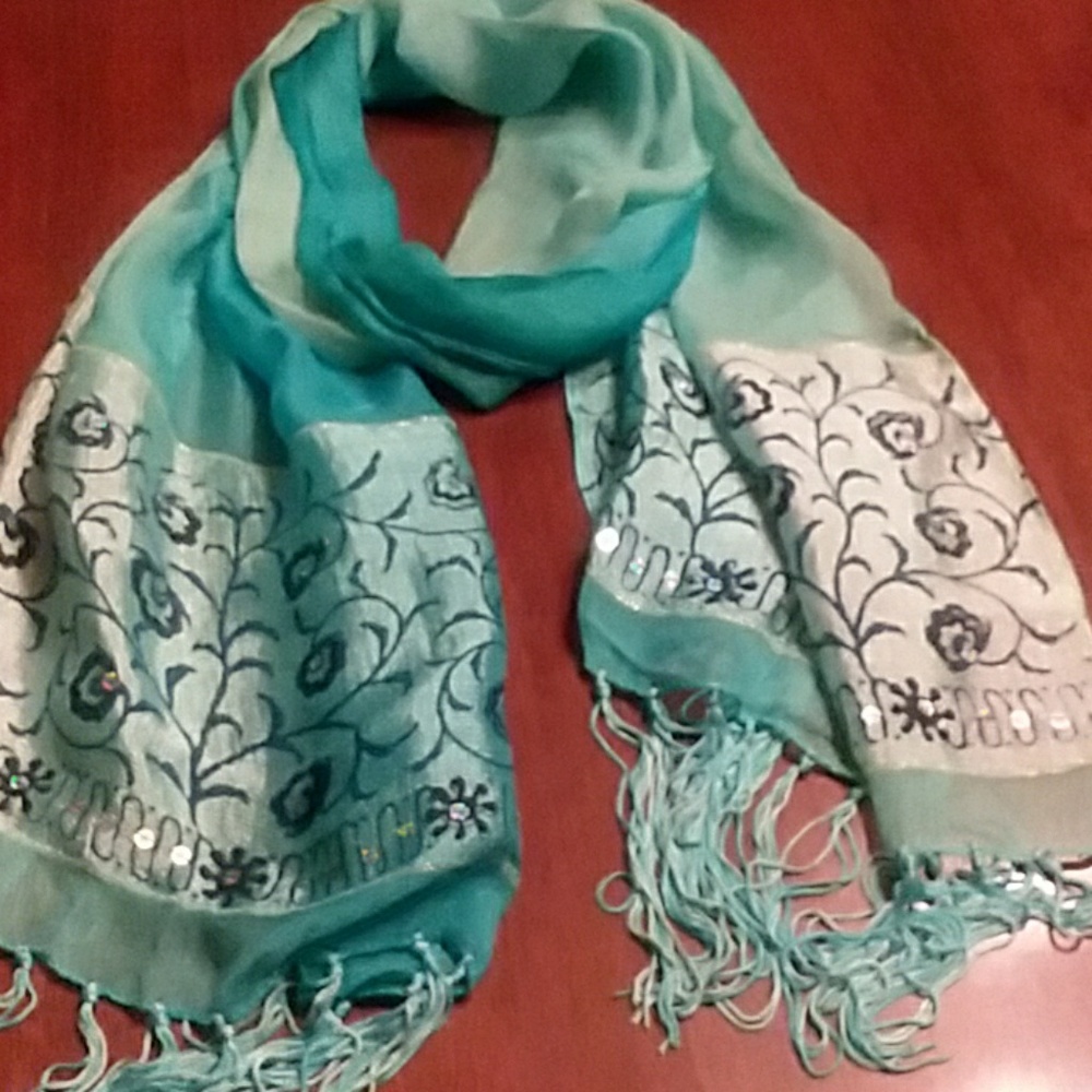 Handmade Bijoux Terner Scarf